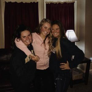 Meet your Posher, Lilly